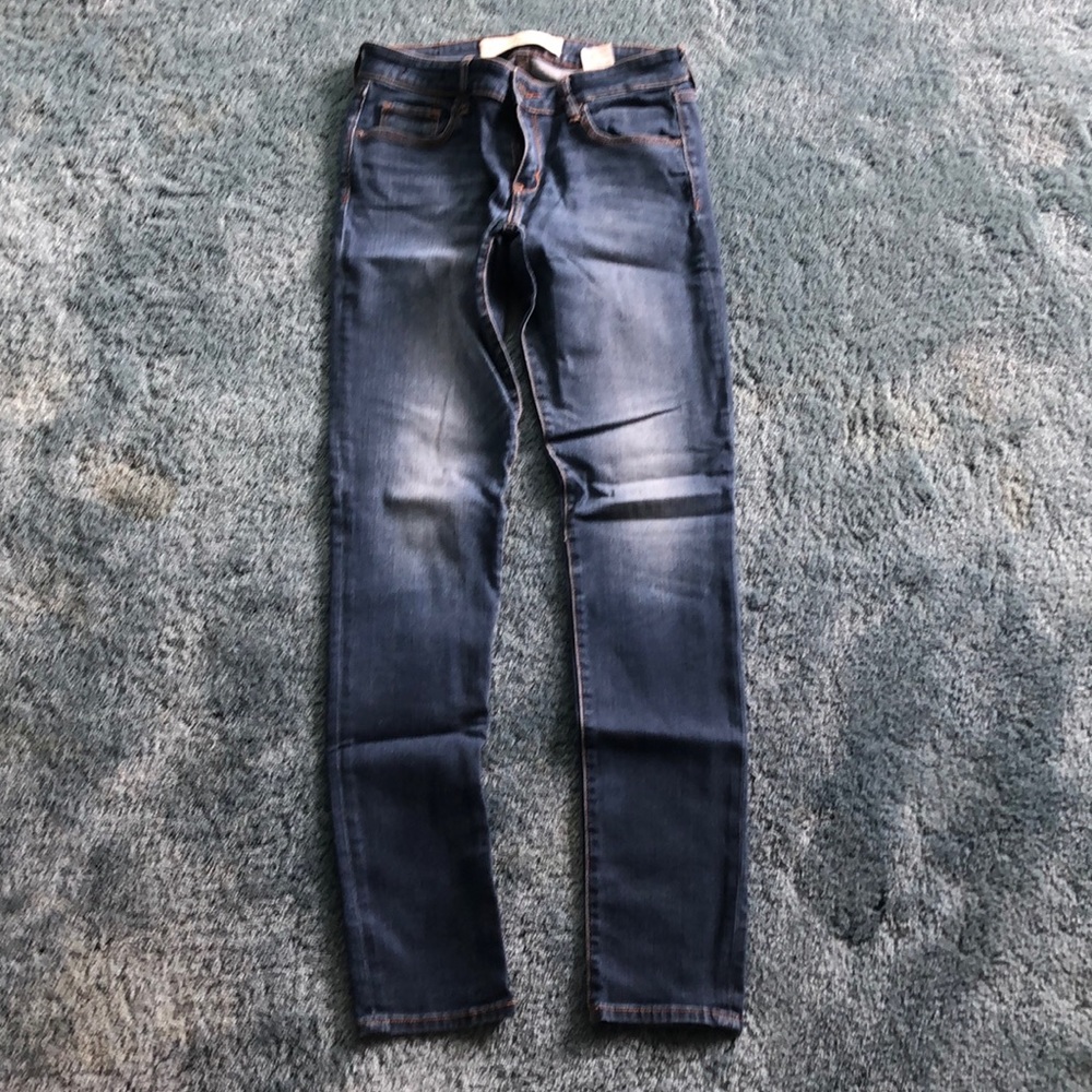 Size 4R Abercrombie and Fitch jeans